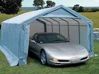 Les abris pour automobiles peuvent être ancrés avec des ancrages boulonnés au sol.